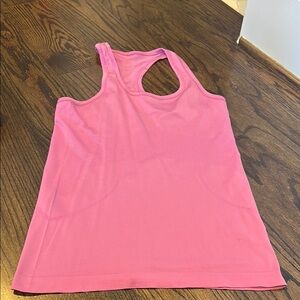 Lululemon swiftly tech tank size 8